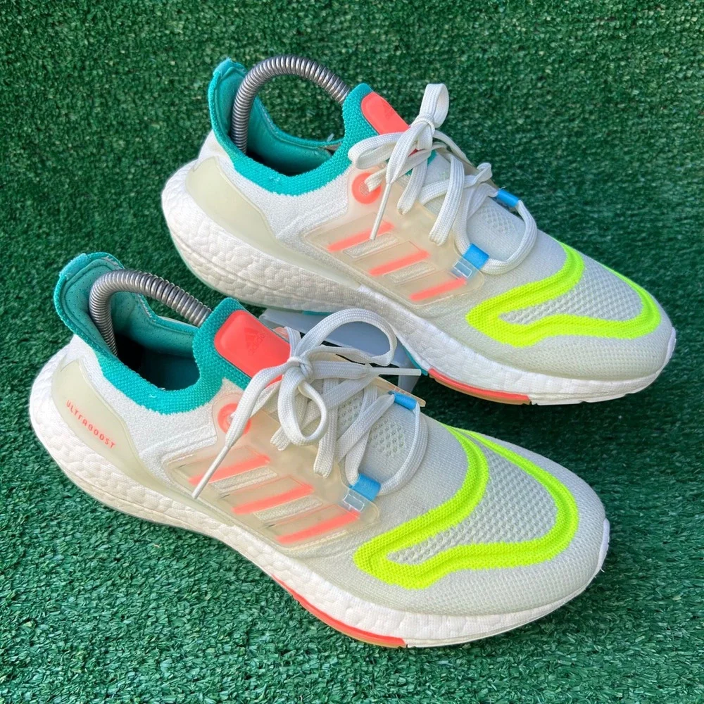 Adidas Ultraboost 22 Women Running Shoes White Turbo Mint GX8015 Multi Color 7.5